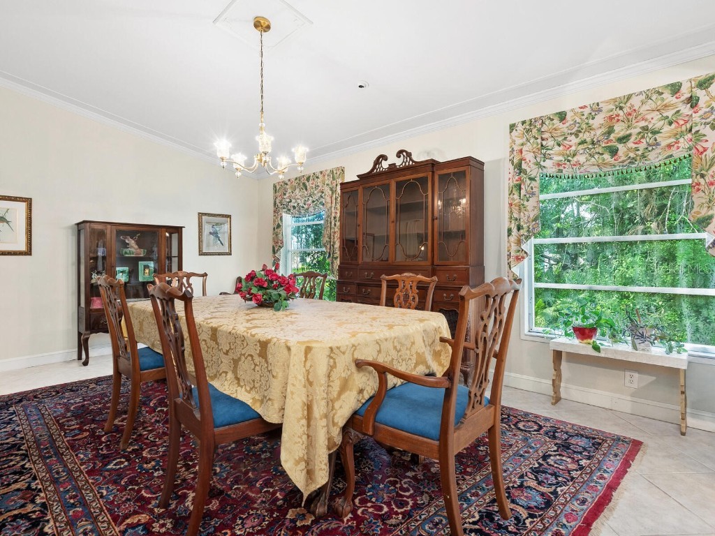 4888 Oak Run Drive Sarasota FL 34243 A4663879 image8