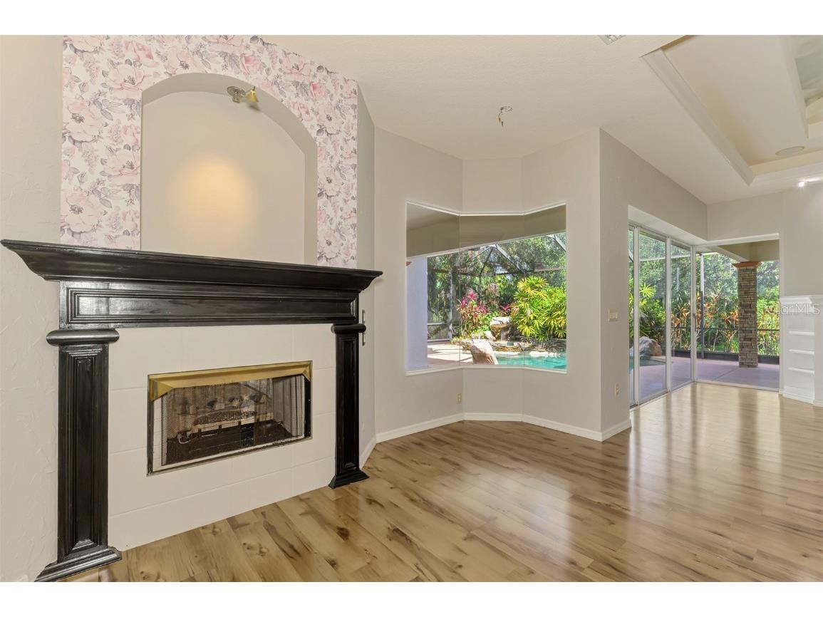 4889 Carrington Circle Sarasota FL 34243 A4671800 image13