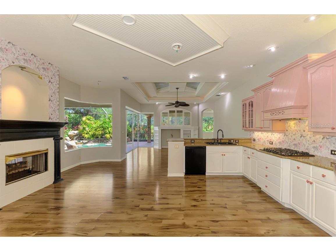 4889 Carrington Circle Sarasota FL 34243 A4671800 image19