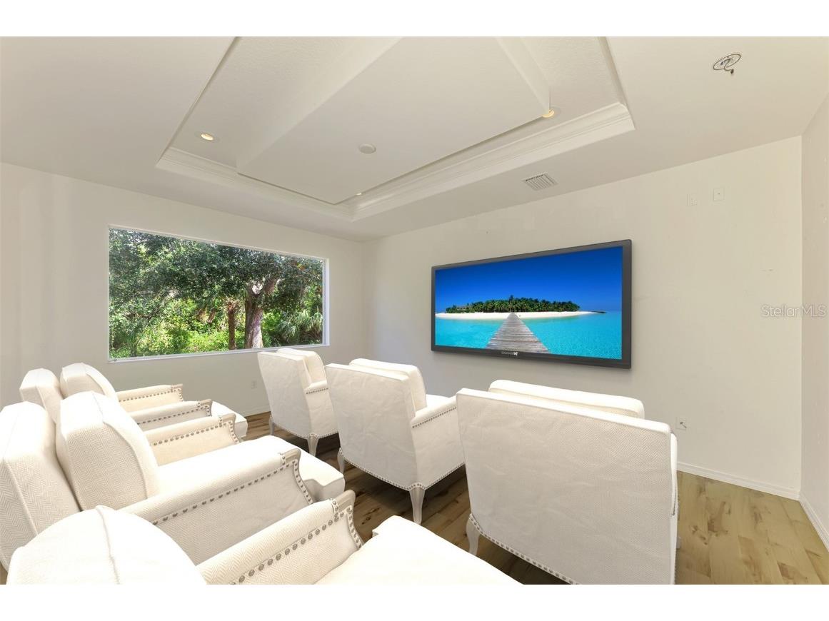 4889 Carrington Circle Sarasota FL 34243 A4671800 image35