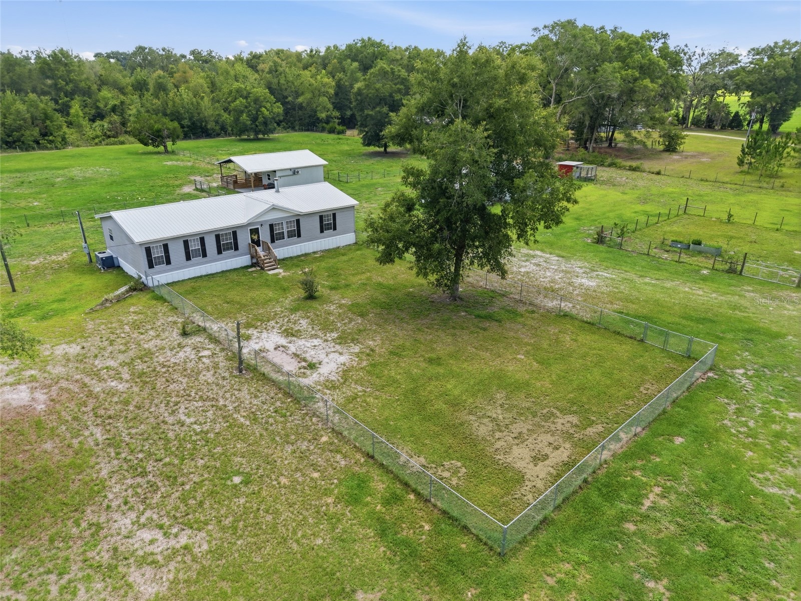 4889 SW 35th Trail Bell FL 32619 GC541608 image1