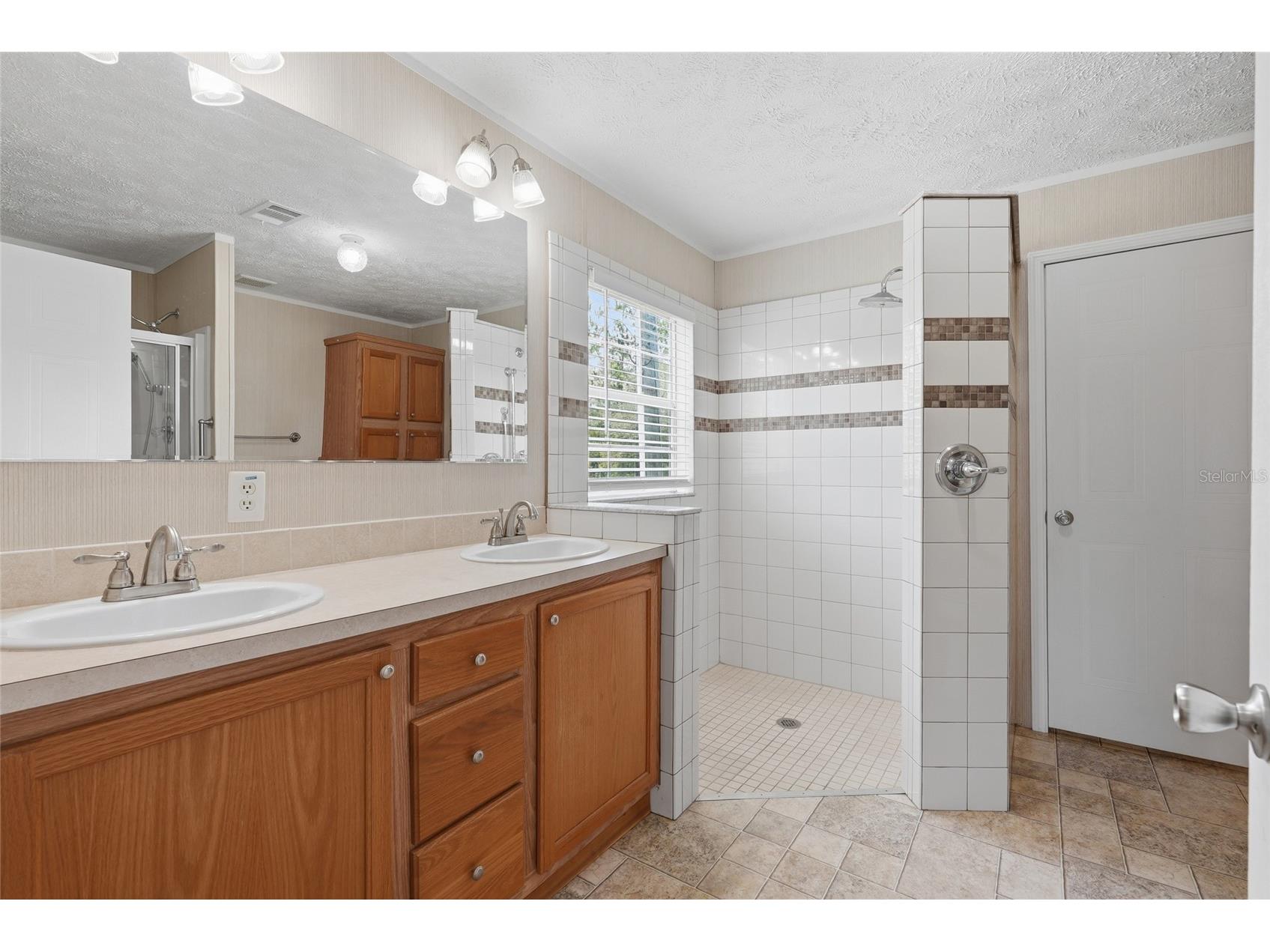 4889 SW 35th Trail Bell FL 32619 GC541608 image16