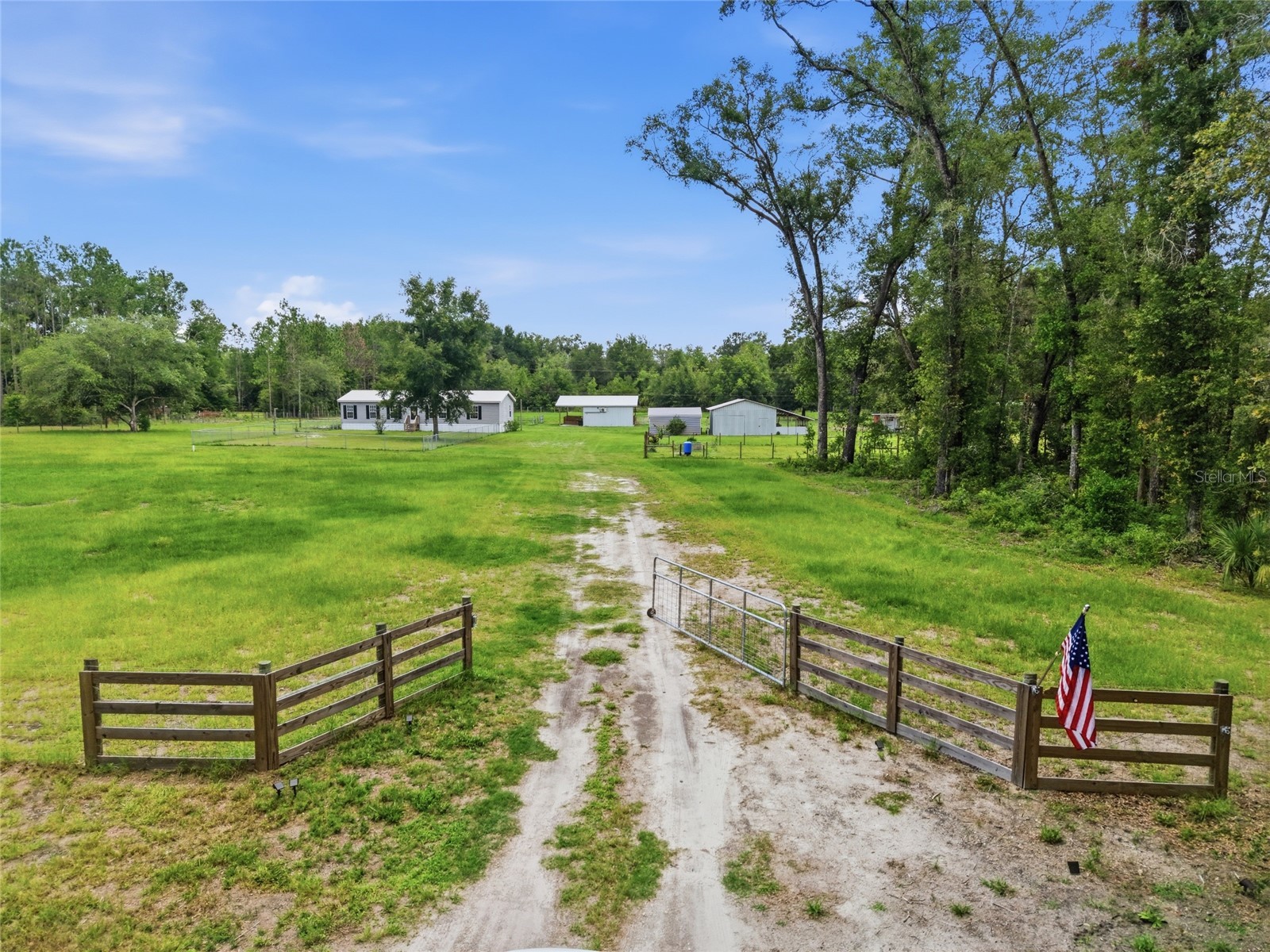 4889 SW 35th Trail Bell FL 32619 GC541608 image43