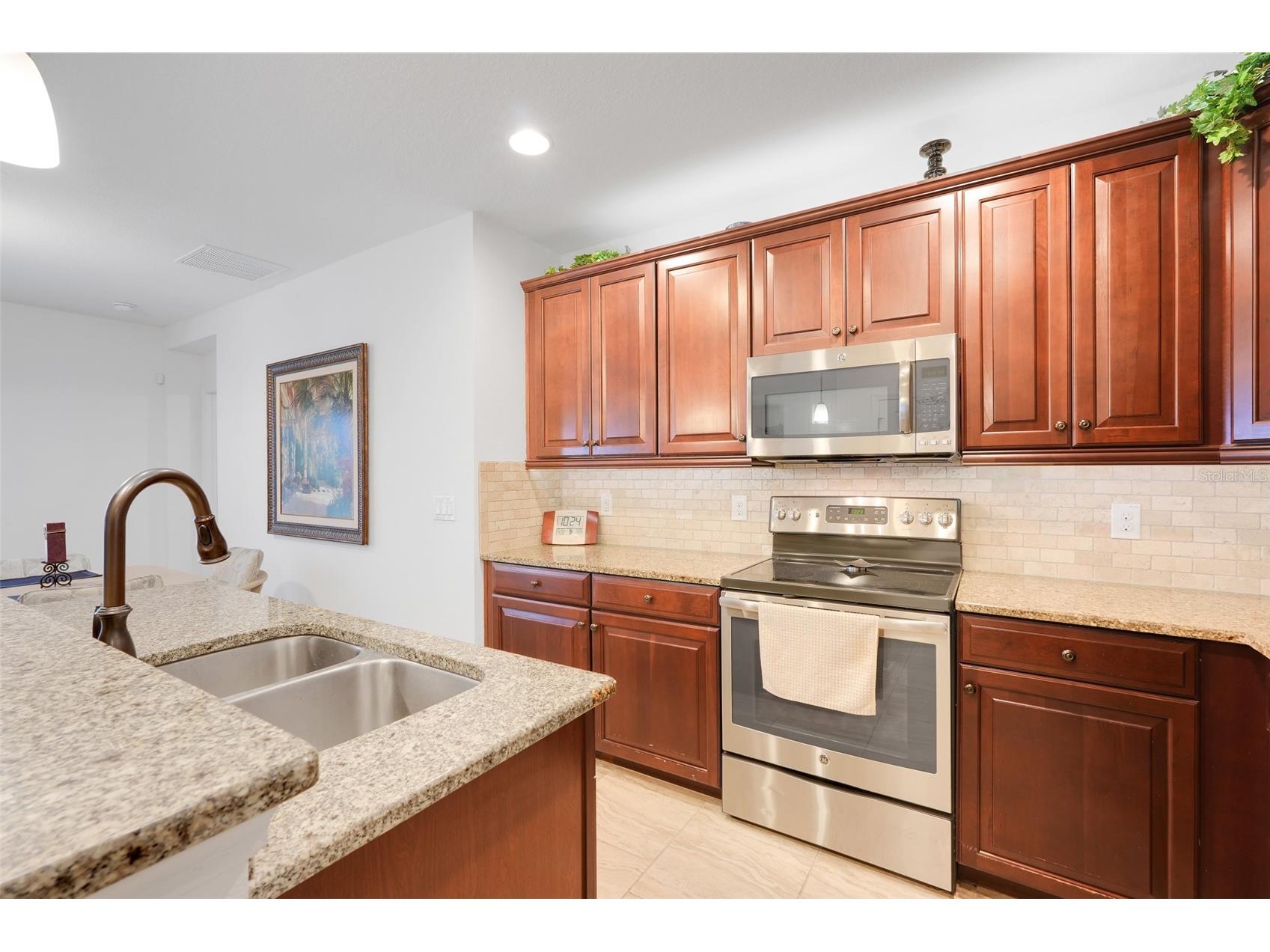 489 Kestrel Drive Groveland FL 34736 G5110465 image14