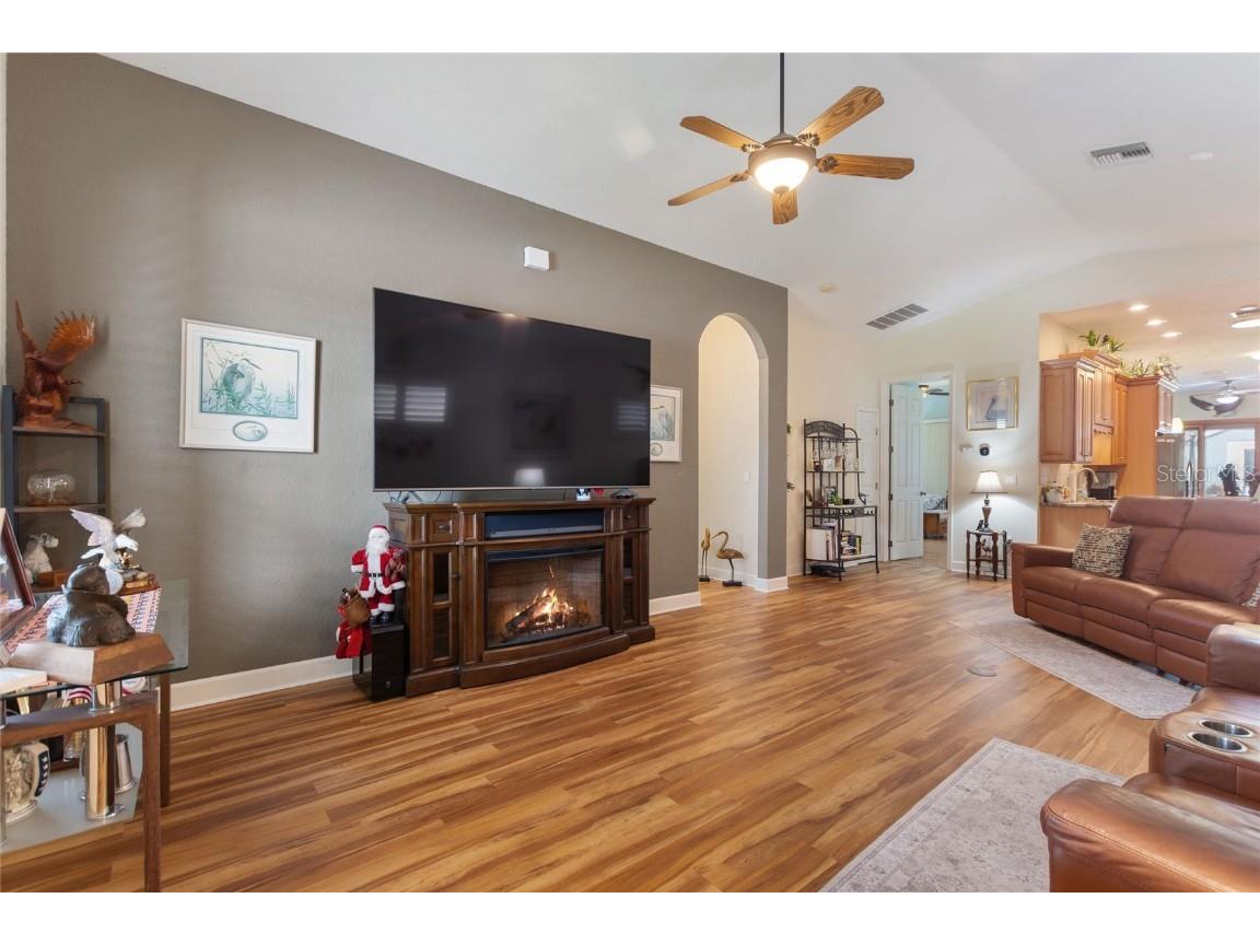 489 Meandering Way Polk City FL 33868 L4957846 image33