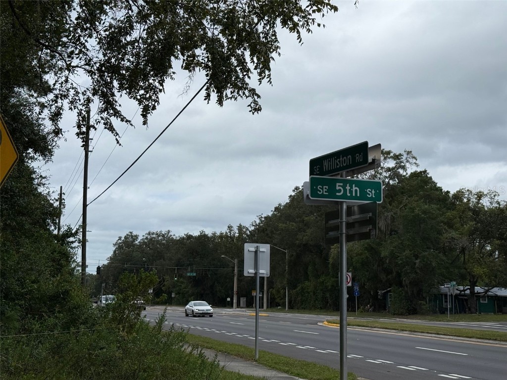489 SE Williston Road Gainesville FL 32641 GC533691 image1