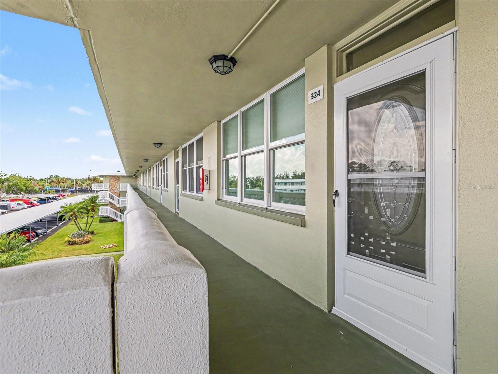 4890 Bay St Ne #324 Saint Petersburg FL 33703 TB8524249 image3