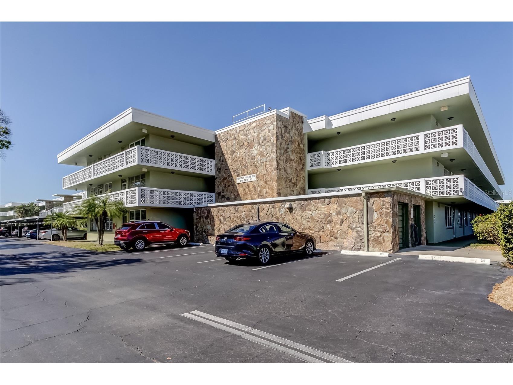 4890 Bay Street NE #231 Saint Petersburg FL 33703 TB8482945 image1