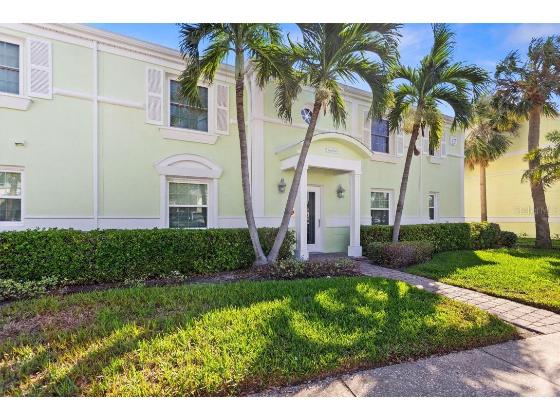 4890 Coquina Key Drive SE #D Saint Petersburg FL 33705 TB8320460 image1