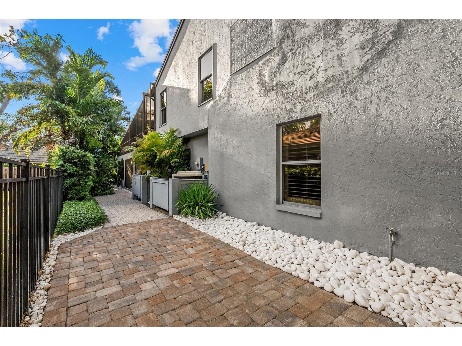 4891 Peregrine Point E Sarasota FL 34231 A4688143 image63