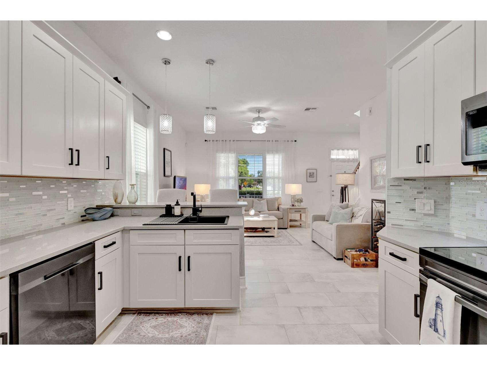 4892 Beach Boulevard Orlando FL 32803 O6390891 image14