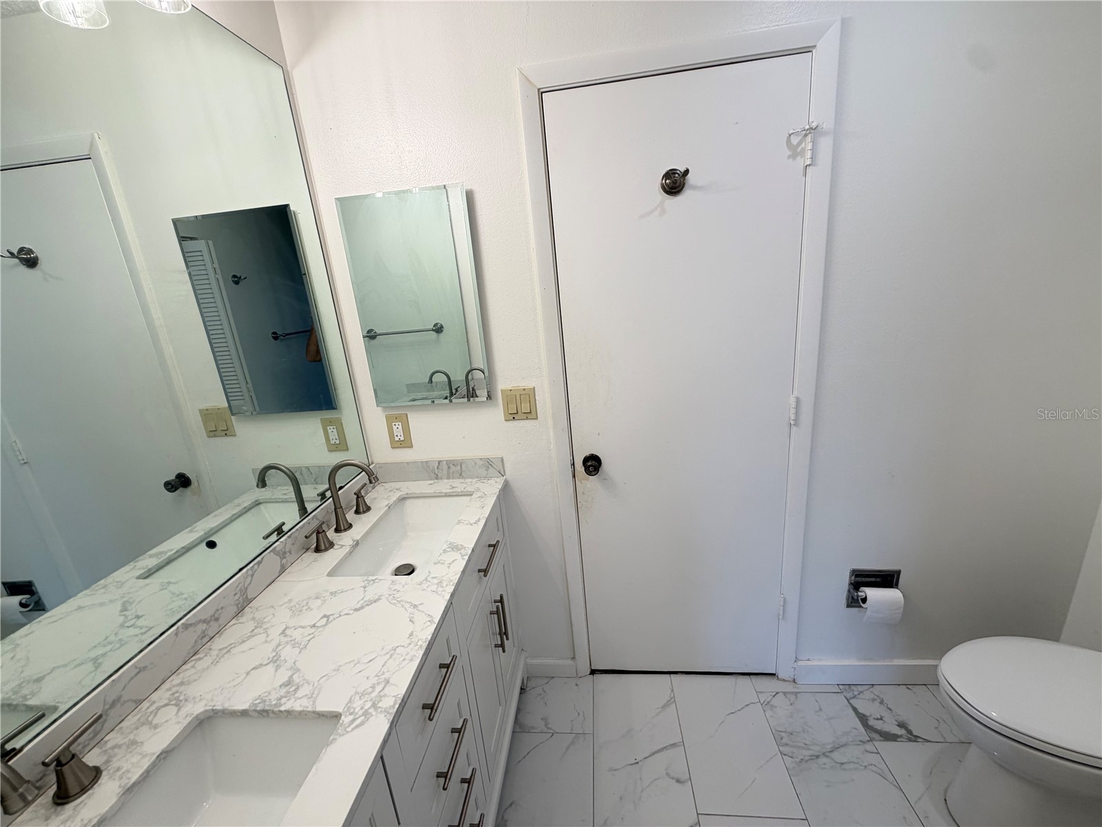 4892 Greencroft Road Sarasota FL 34235 A4692781 image29