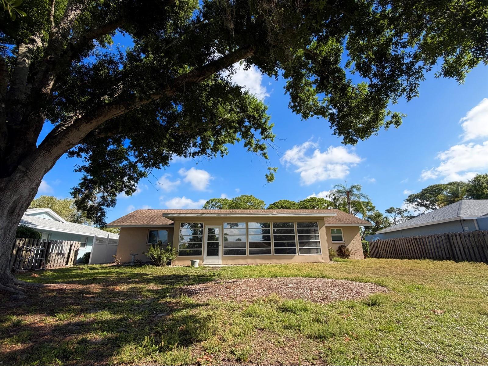 4892 Greencroft Road Sarasota FL 34235 A4692781 image34