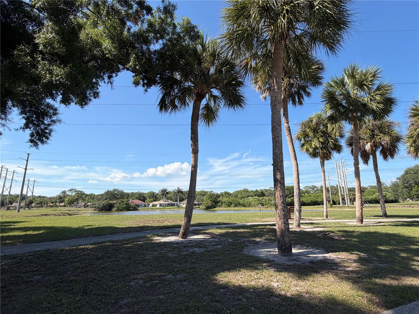 4892 Greencroft Road Sarasota FL 34235 A4692781 image43