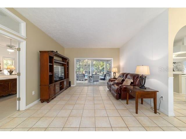4893 SW 4th Circle Ocala FL 34471 OM713285 image5