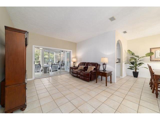 4893 SW 4th Circle Ocala FL 34471 OM713285 image6