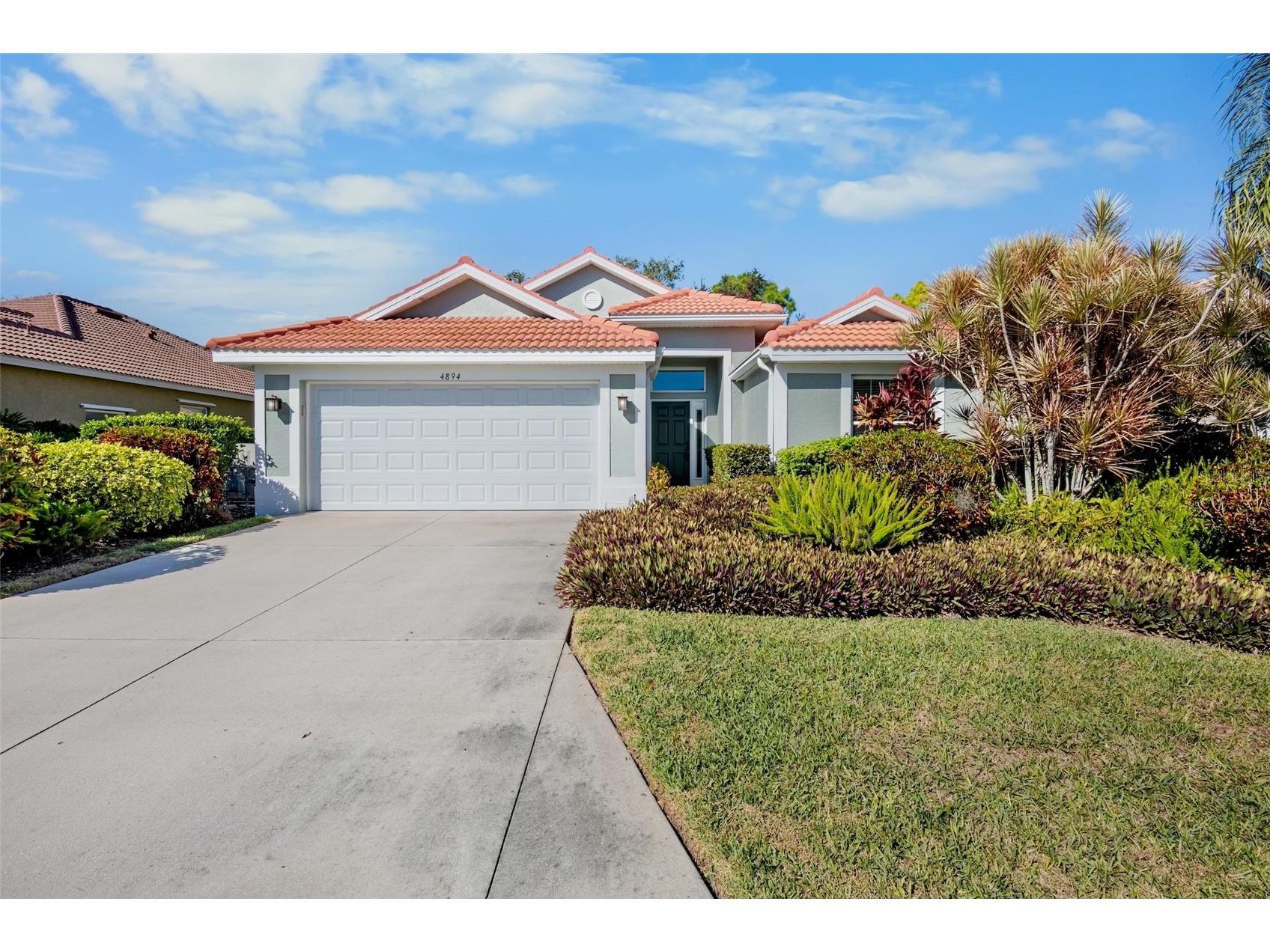 4894 Sabal Lake Circle Sarasota FL 34238 A4676972 image1