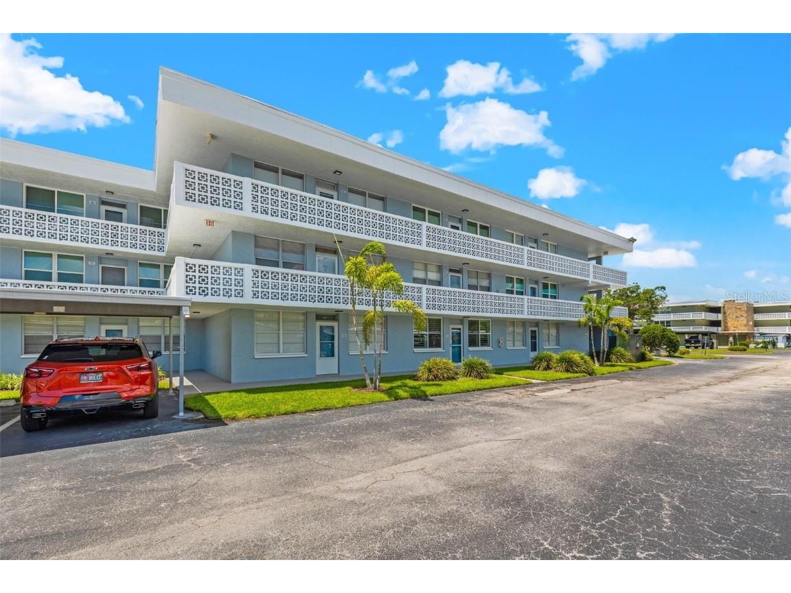4895 Bay St Ne #106 Saint Petersburg FL 33703 T3460498 image1