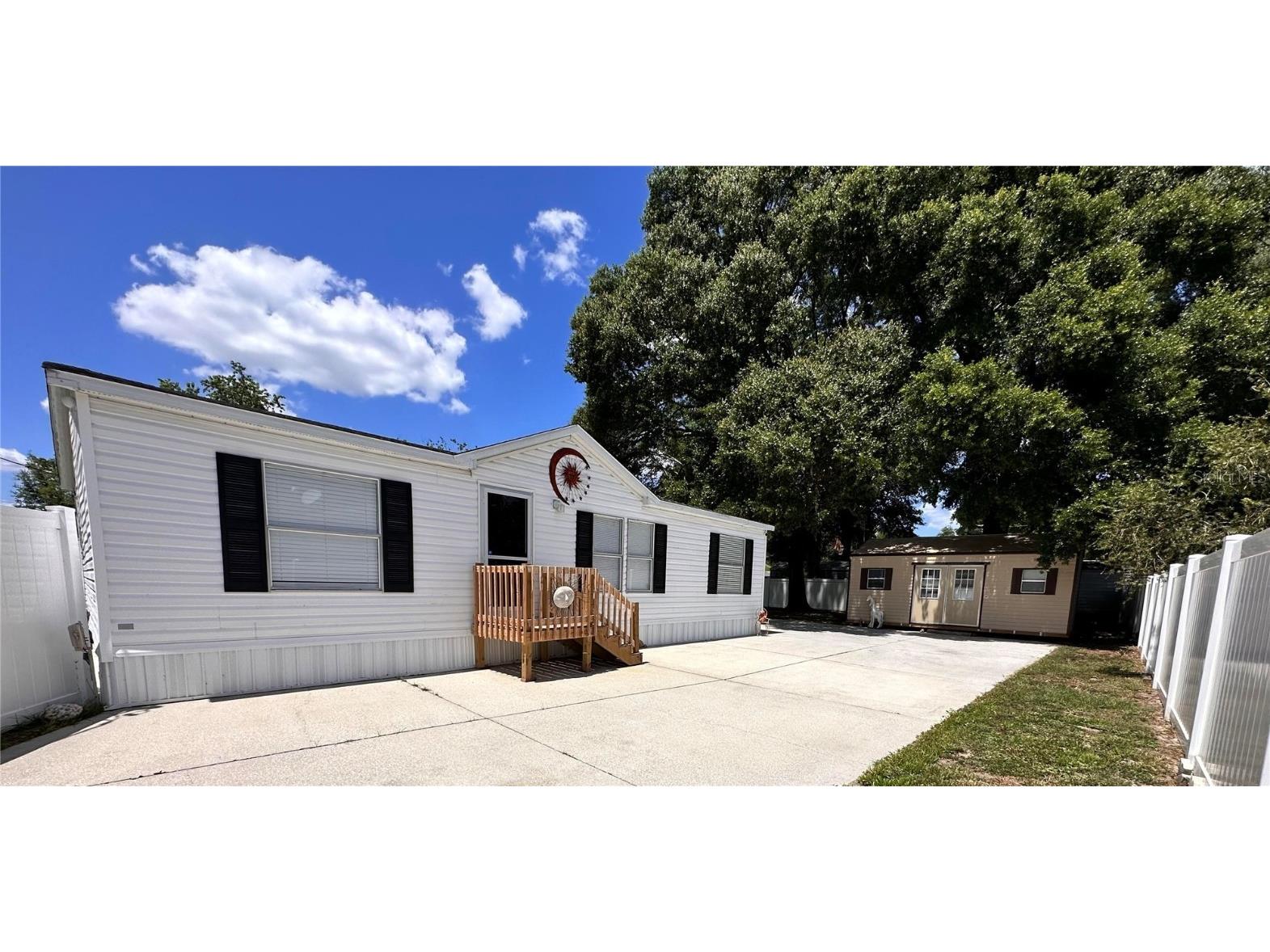 4895 SE 149th Street Summerfield FL 34491 OM656880 image1