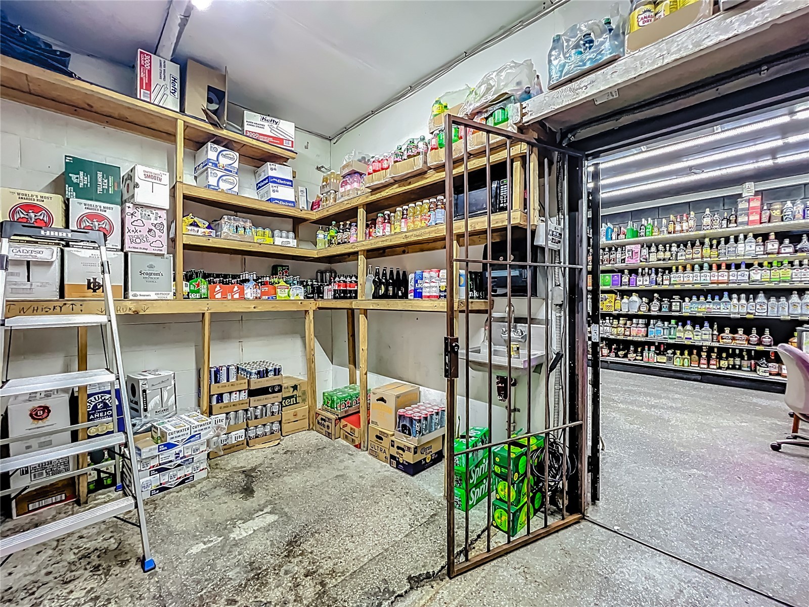 4898 Edgewater Drive Orlando FL 32804 O6381601 image30