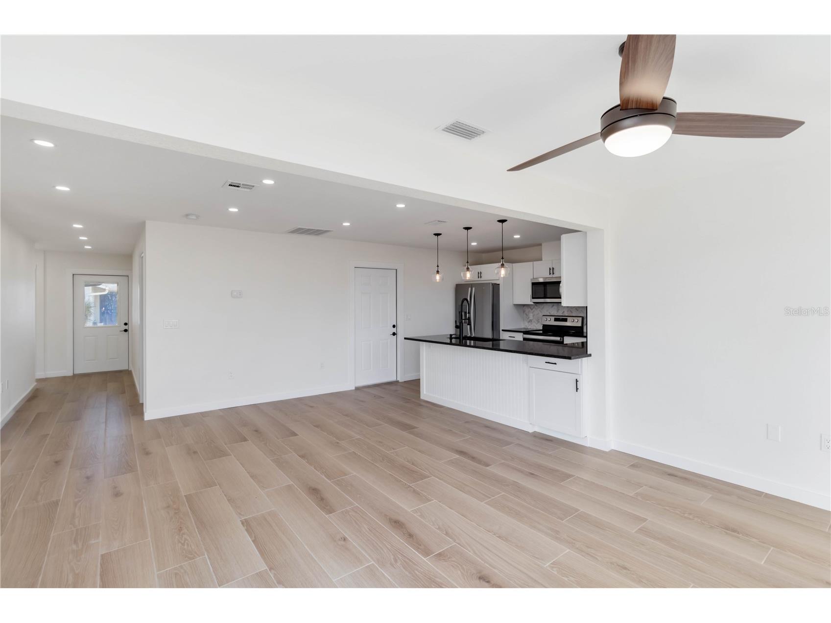 49 Boundary Boulevard #B Rotonda West FL 33947 C7528107 image37