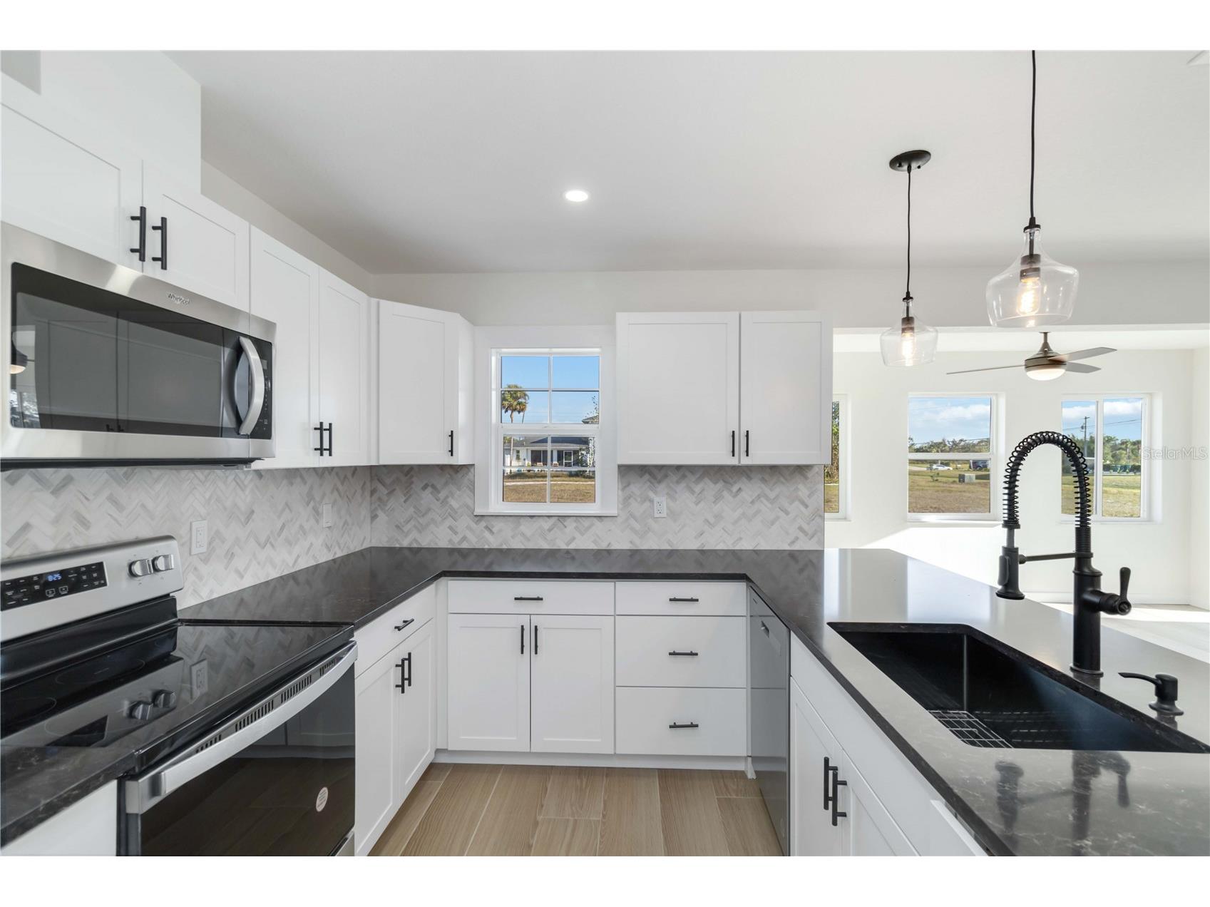 49 Boundary Boulevard #B Rotonda West FL 33947 C7528107 image41