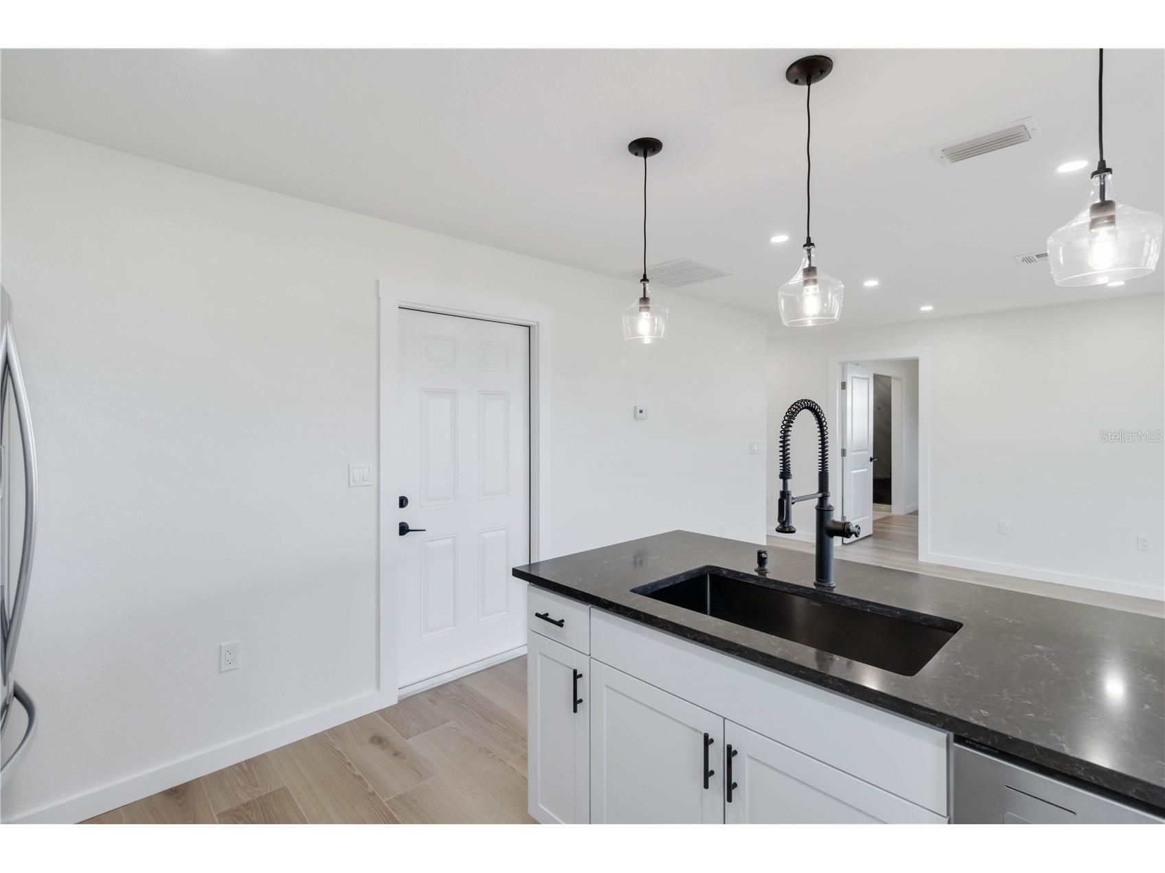 49 Boundary Boulevard #B Rotonda West FL 33947 C7528107 image9