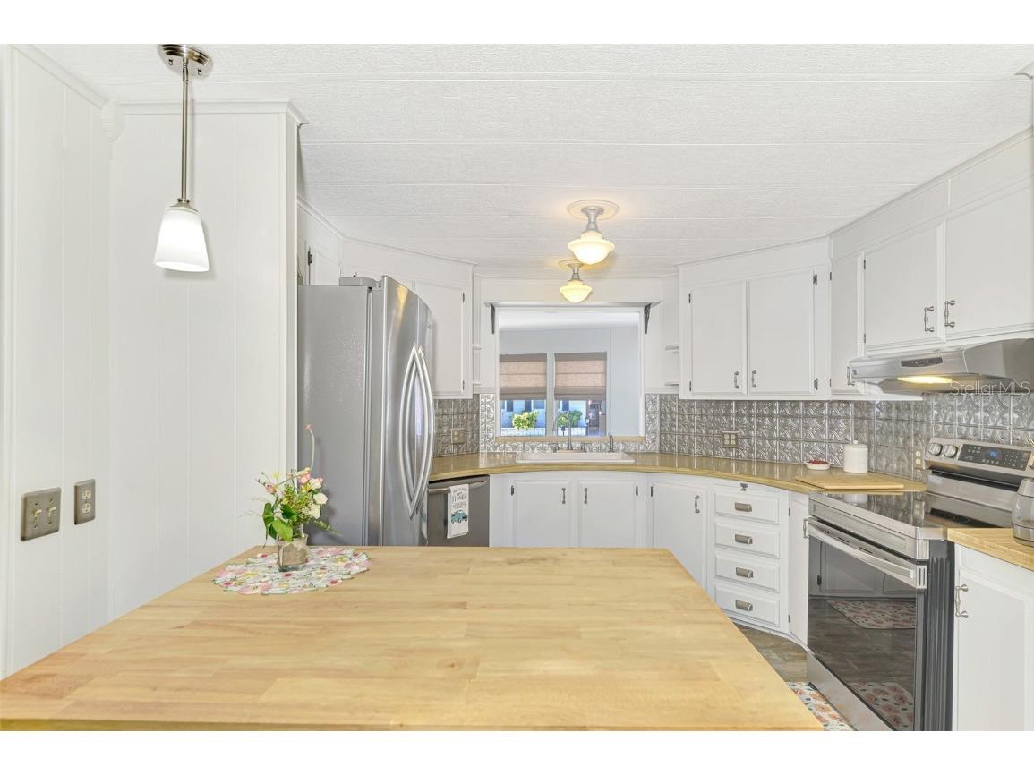 49 Compass Point North Port FL 34287 C7516321 image14