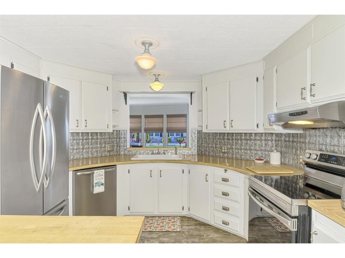 49 Compass Point North Port FL 34287 C7516321 image16