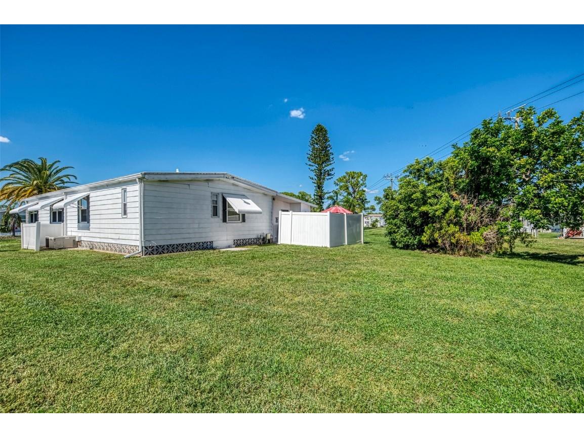 49 Compass Point North Port FL 34287 C7516321 image40