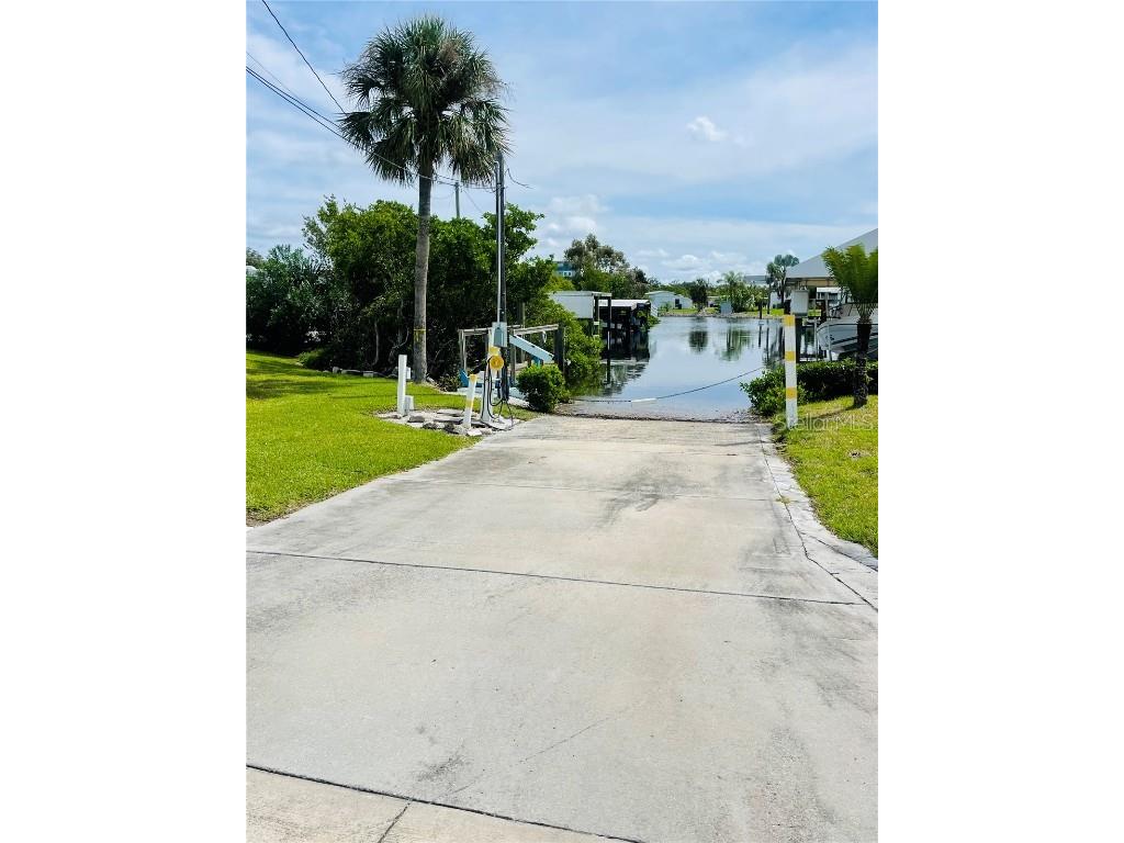 49 Indiana Street Palmetto FL 34221 A4676005 image3