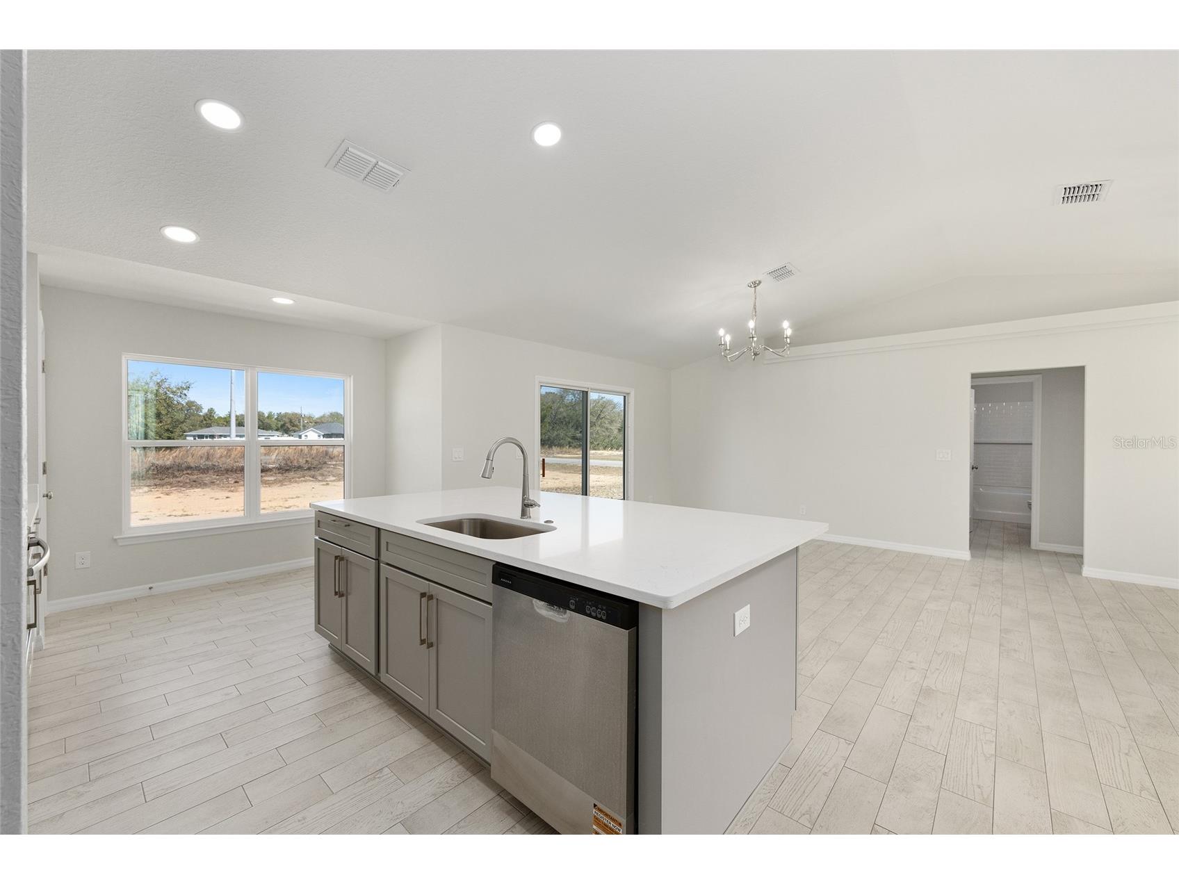 49 Locust Loop Circle Ocala FL 34472 OM719871 image23