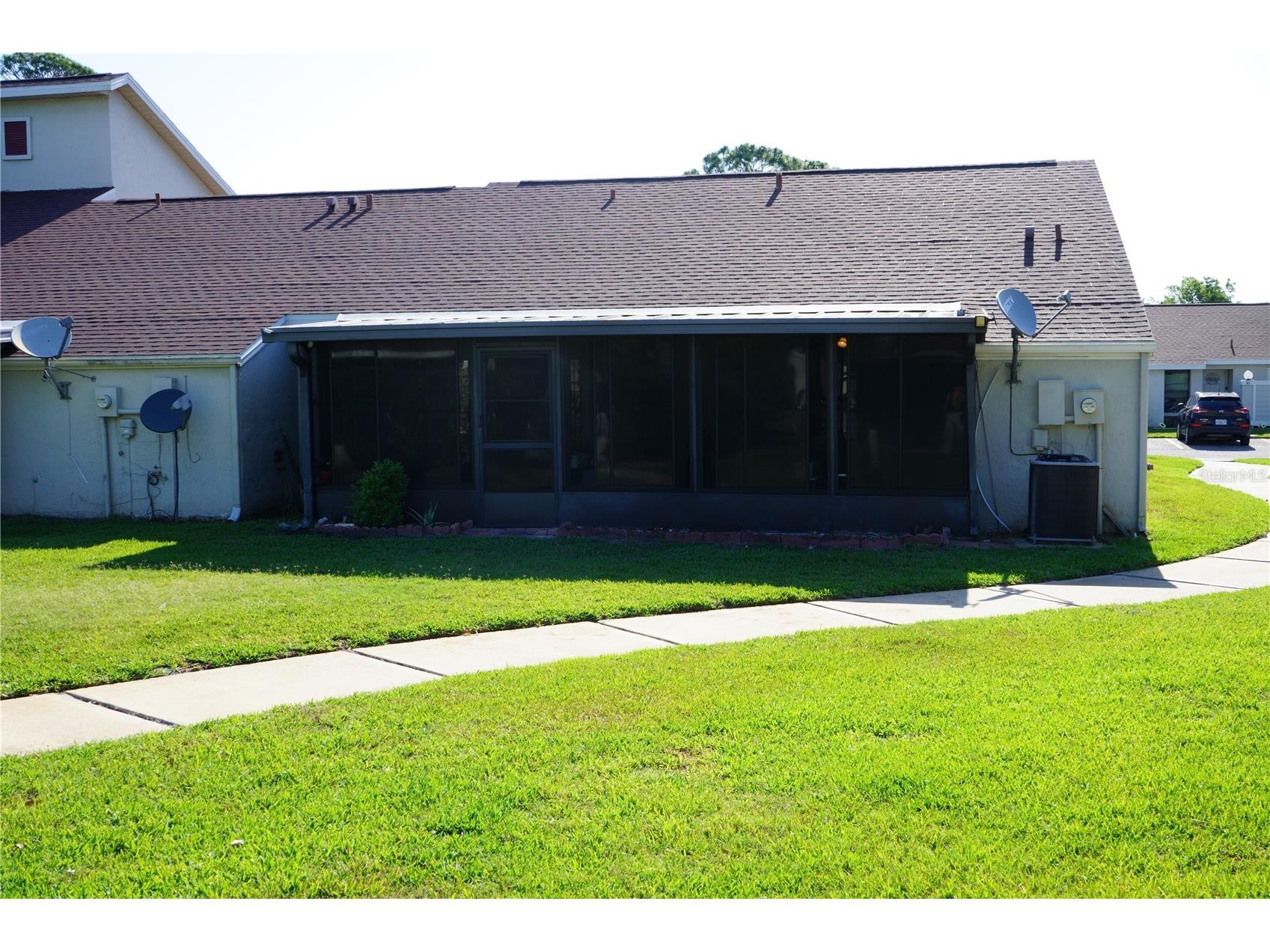 49 Pine Island Circle Kissimmee FL 34743 O6395989 image18