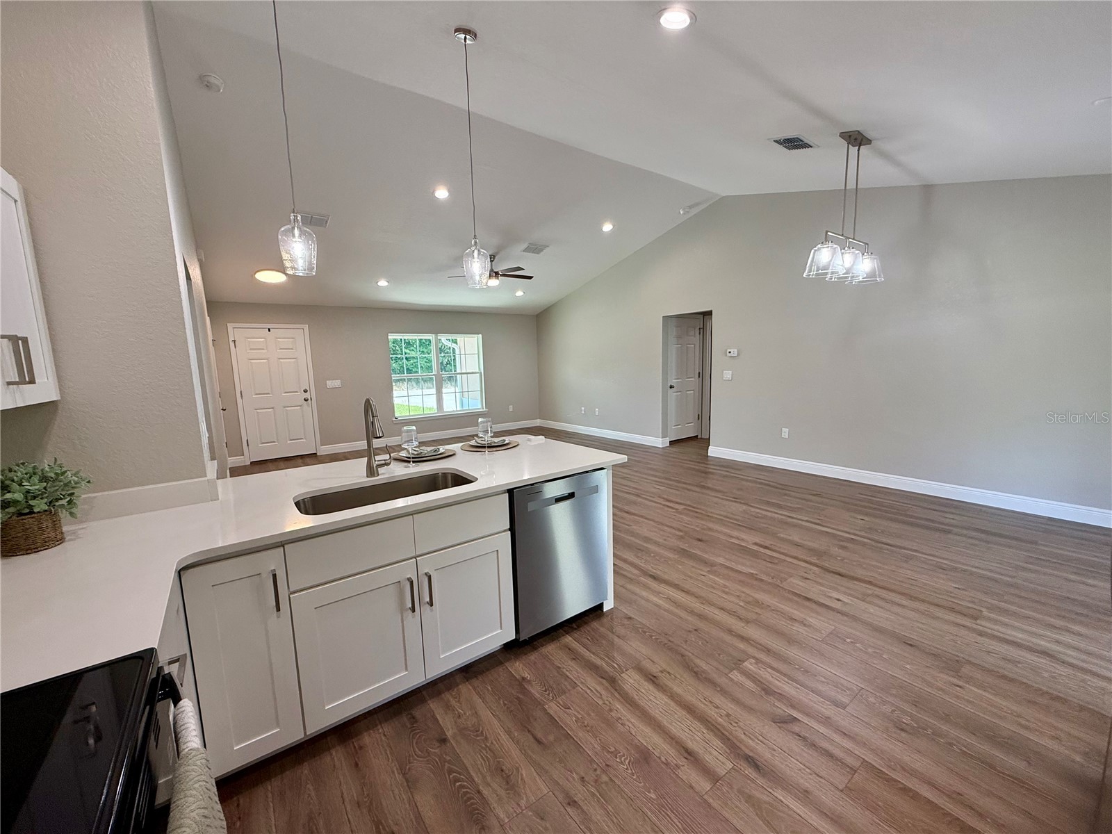 49 Pine Radl Ocala FL 34472 OM724753 image8