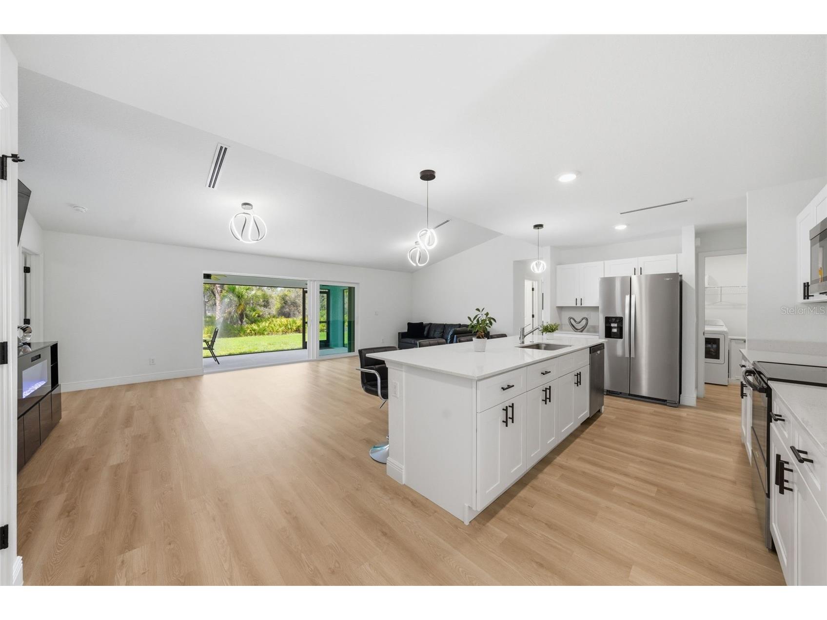 49 Troutdale Street Port Charlotte FL 33954 A4686801 image4