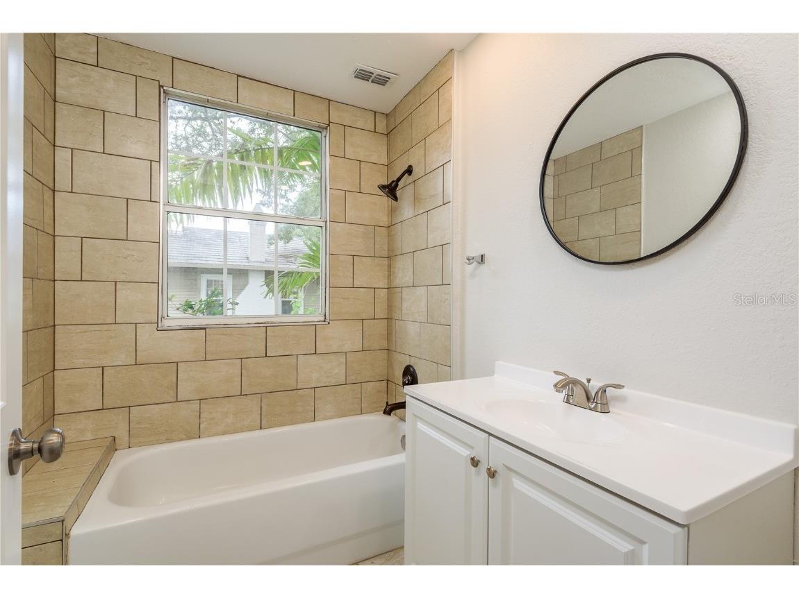 49 W Boyer Street Tarpon Springs FL 34689 U8245664 image14