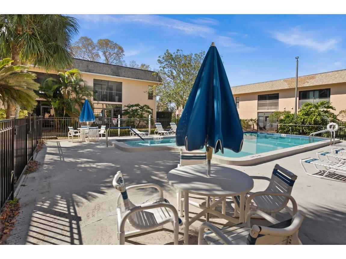 49 W Center Street #111 Tarpon Springs FL 34689 U8232671 image1