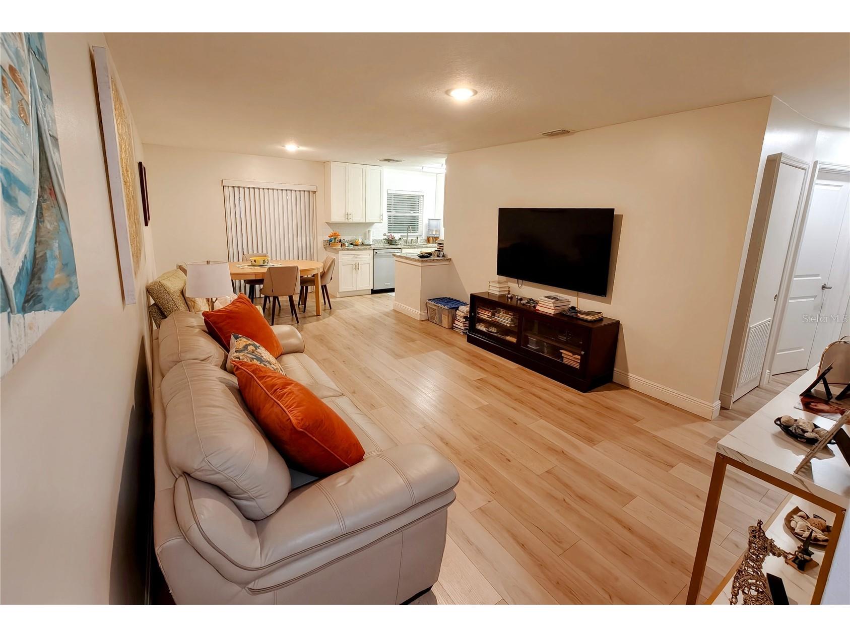 49 W Marbrisa Way Kissimmee FL 34743 O6375674 image5