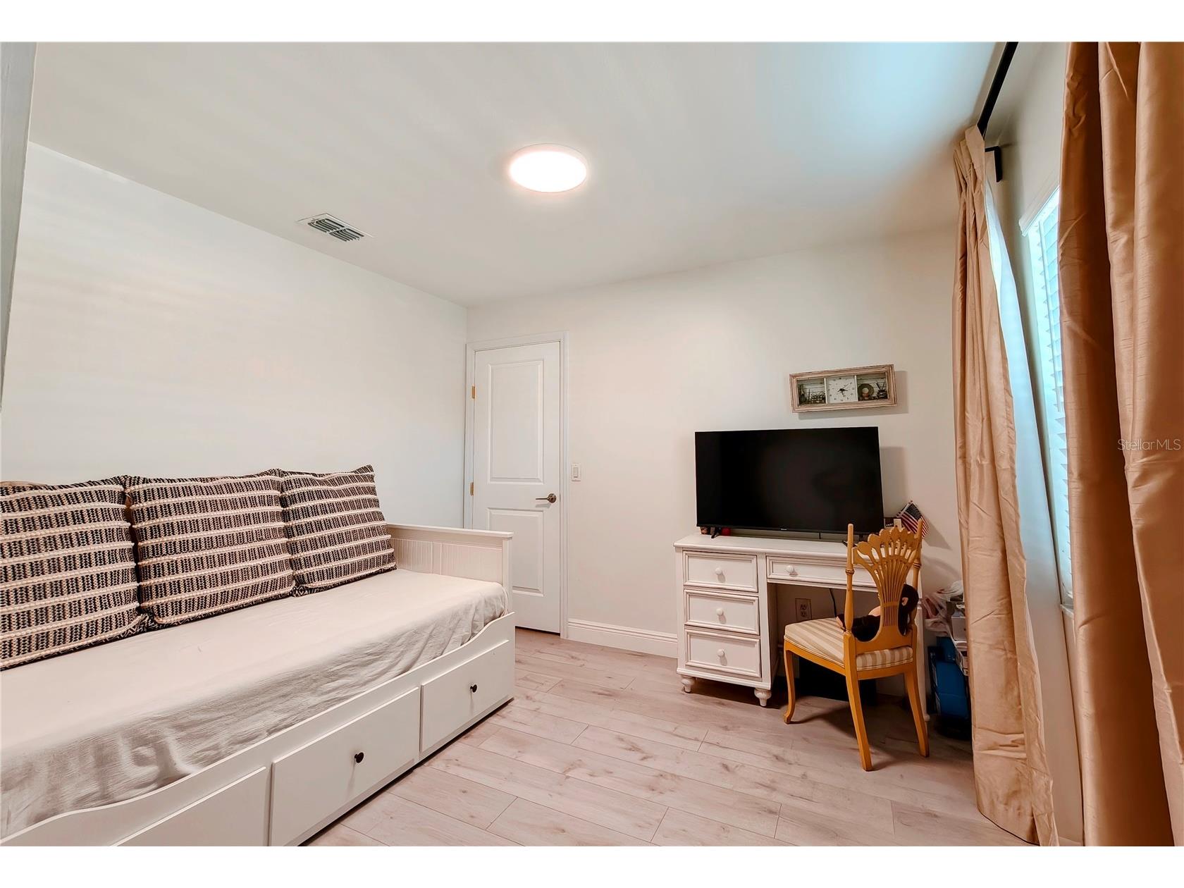 49 W Marbrisa Way Kissimmee FL 34743 O6375674 image8