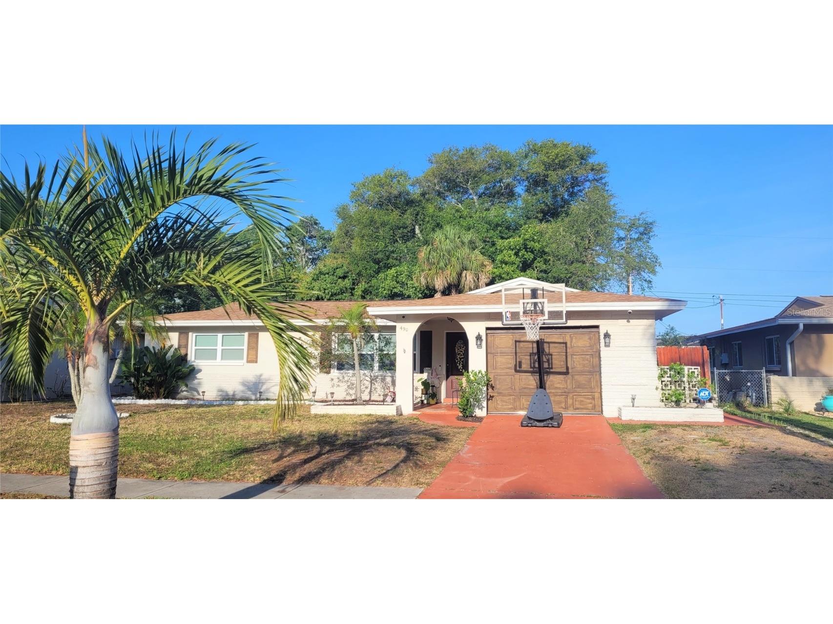 490 E Lake Drive Largo FL 33771 U8196691 image1