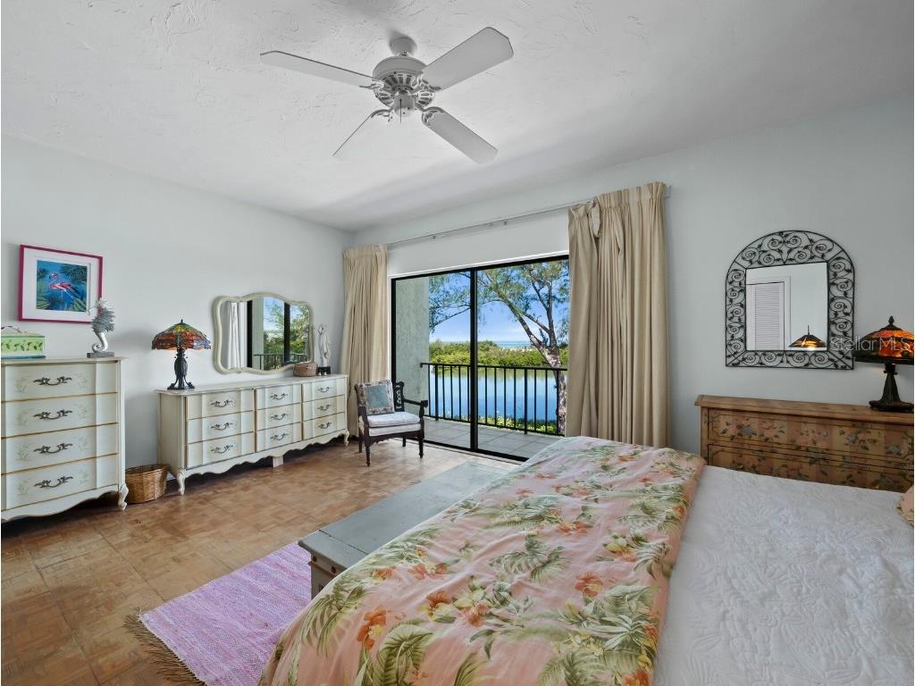 490 N Shore Road #6 Longboat Key FL 34228 - SARASOTA BAY/GULF OF MEXICO A4657668 image26