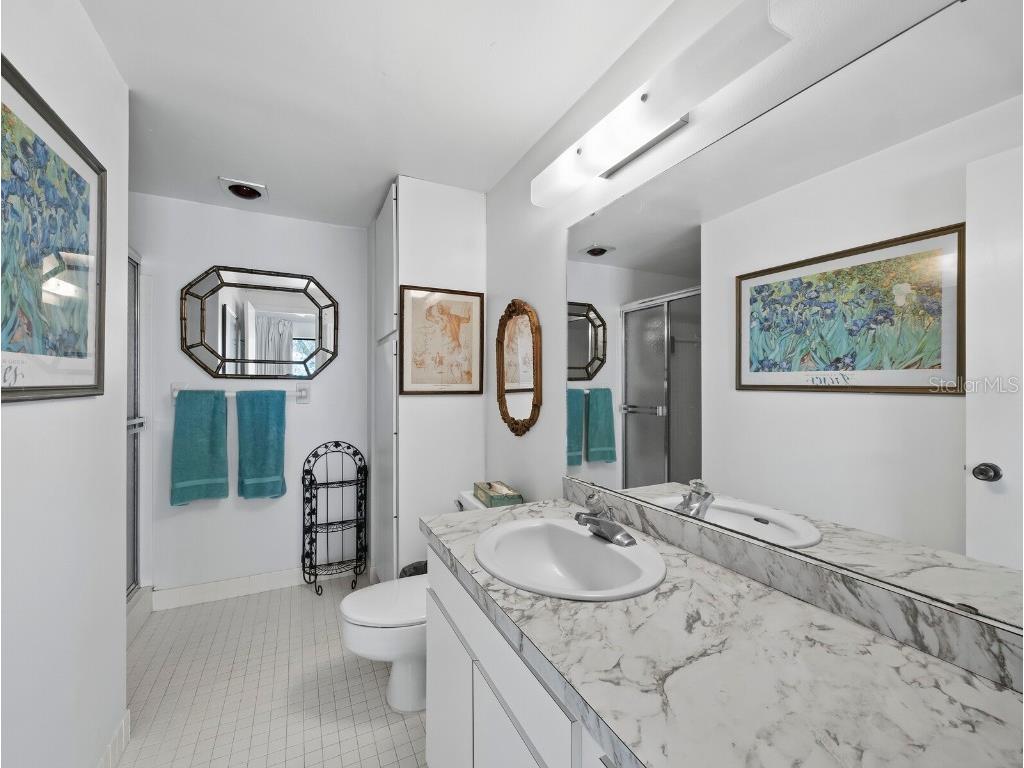 490 N Shore Road #6 Longboat Key FL 34228 - SARASOTA BAY/GULF OF MEXICO A4657668 image28