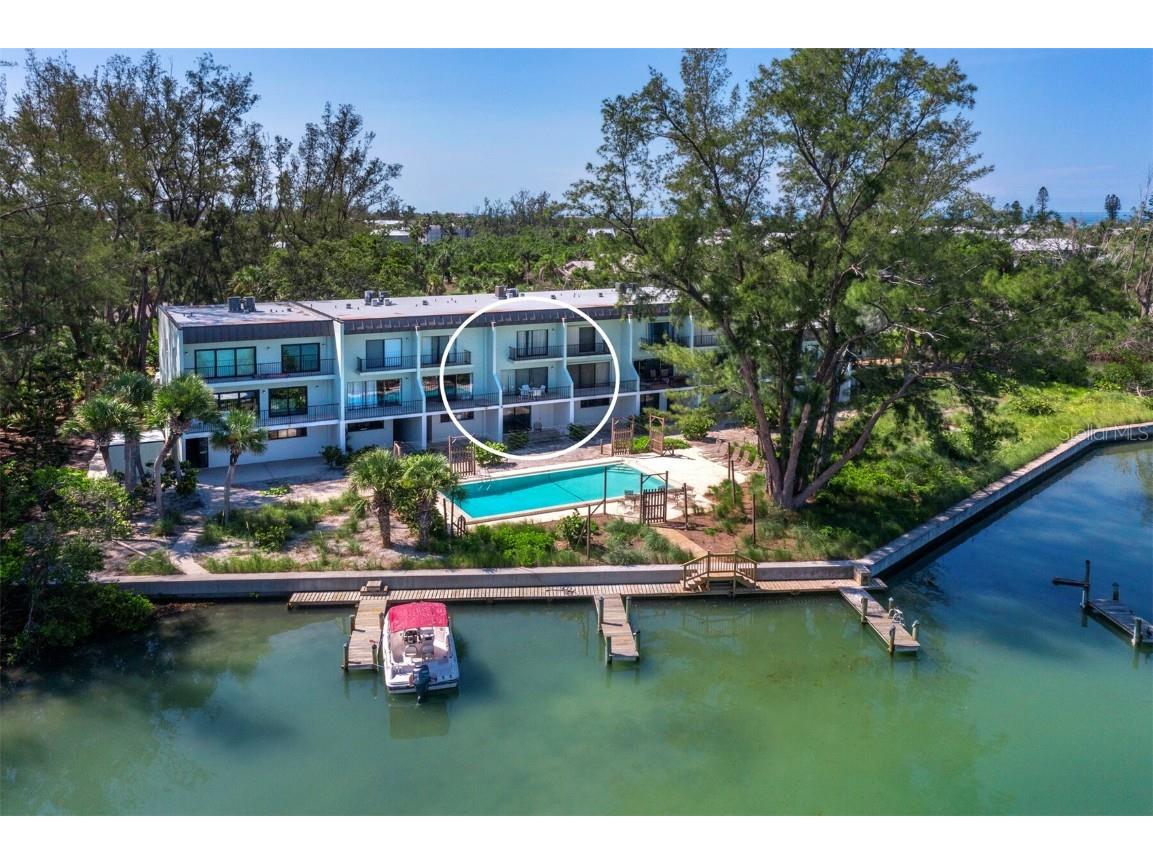 490 N Shore Road #6 Longboat Key FL 34228 - SARASOTA BAY/GULF OF MEXICO A4657668 image3