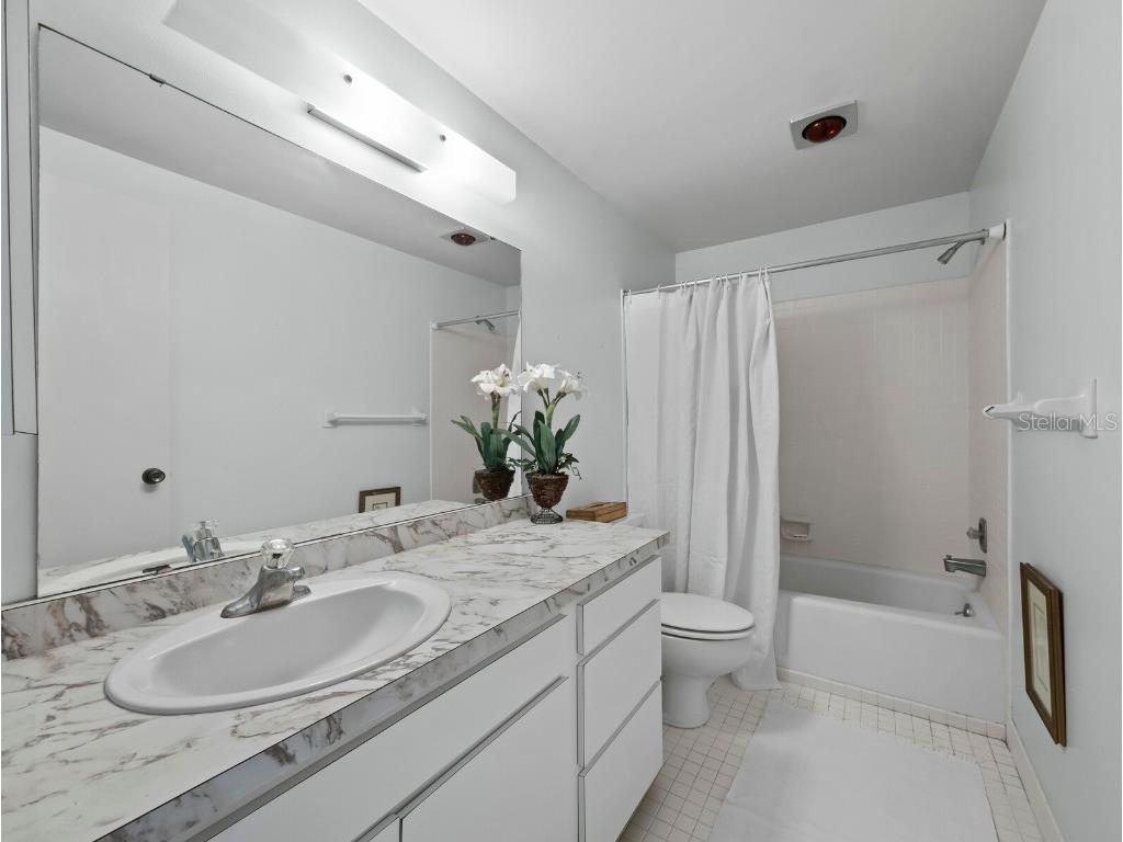 490 N Shore Road #6 Longboat Key FL 34228 - SARASOTA BAY/GULF OF MEXICO A4657668 image31