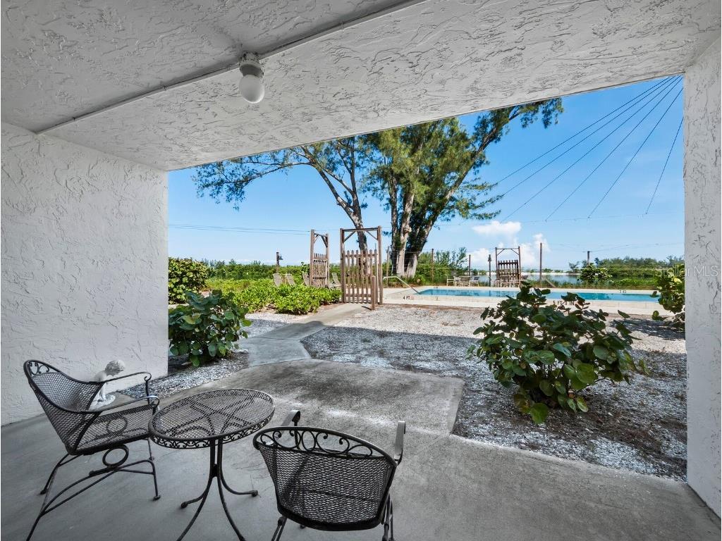 490 N Shore Road #6 Longboat Key FL 34228 - SARASOTA BAY/GULF OF MEXICO A4657668 image34
