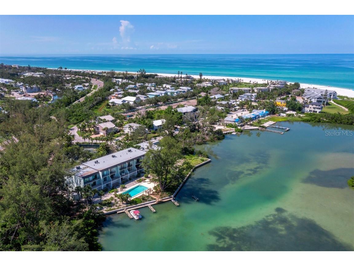 490 N Shore Road #6 Longboat Key FL 34228 - SARASOTA BAY/GULF OF MEXICO A4657668 image5