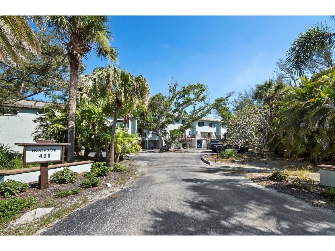 490 N Shore Road #6 Longboat Key FL 34228 - SARASOTA BAY/GULF OF MEXICO A4657668 image8