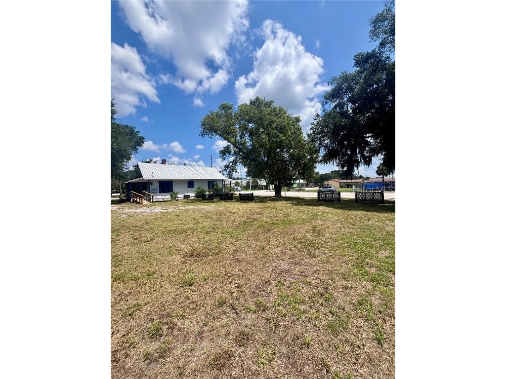 490 N Spring Garden Avenue Deland FL 32720 V4944535 image2