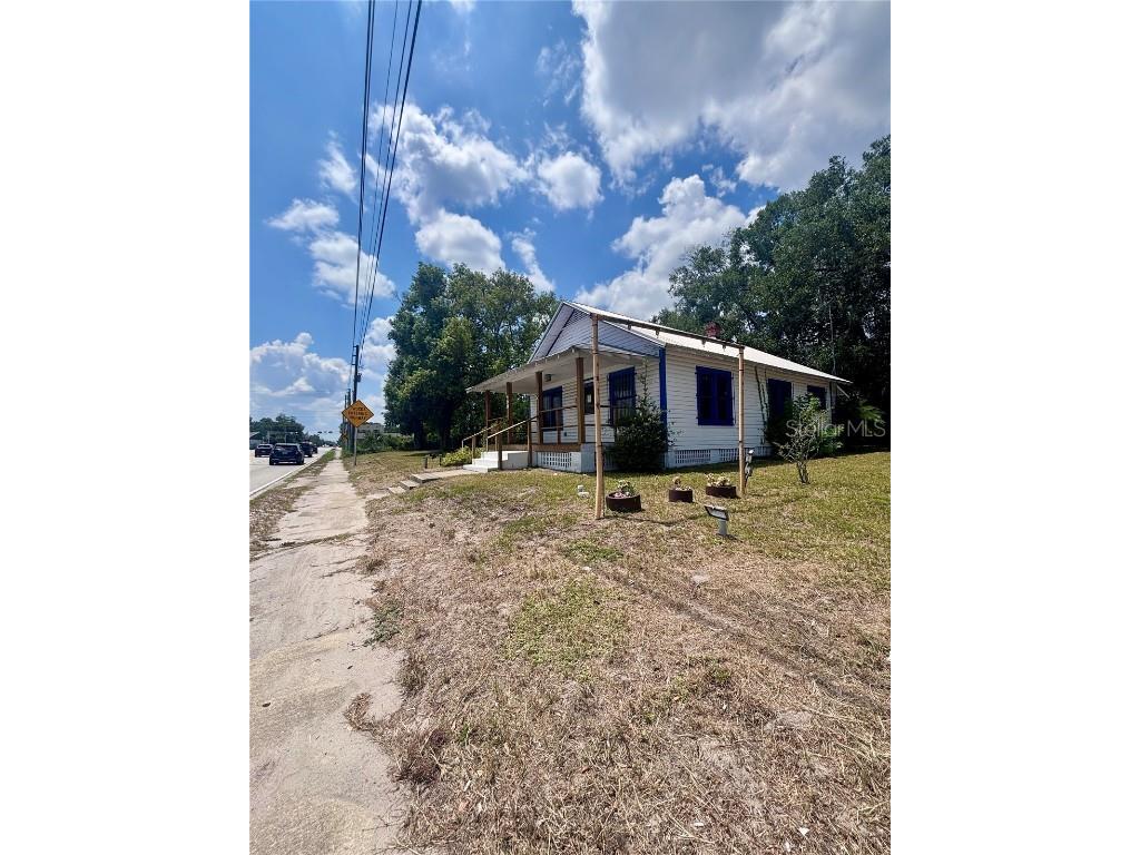 490 N Spring Garden Avenue Deland FL 32720 V4944535 image4