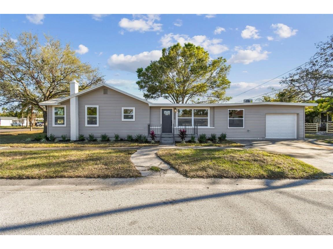 4900 29th Avenue N Saint Petersburg FL 33710 TB8360390 image1